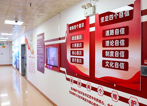 强化标杆引领，推进阵地建设